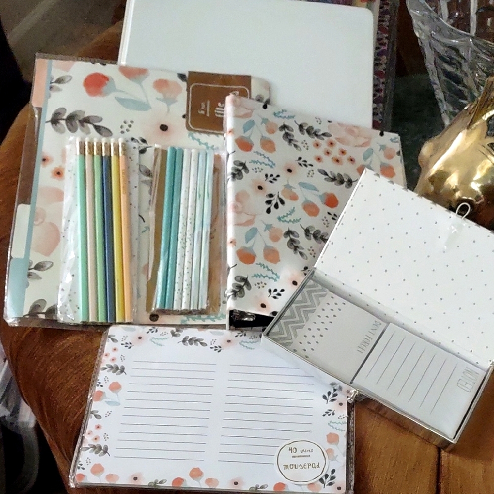 8pc Back To School Stationary Bundle
